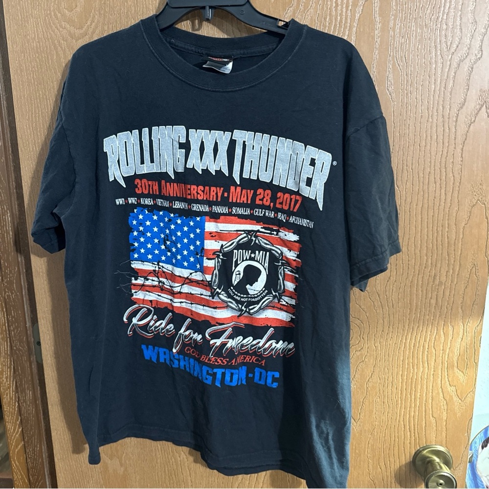 Harley Davidson Shirt Men's Large Black Bikercore 2017 Rolling Thunder USA Made